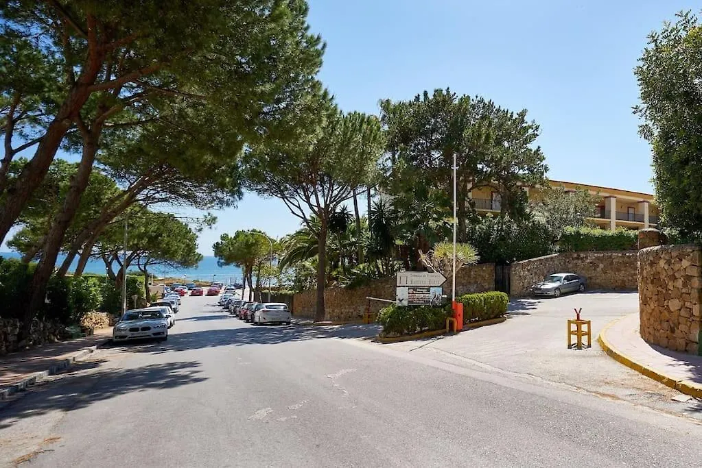Oleholidays 612 Romana Playa Junto Al Mar Marbella Apartment